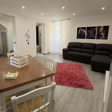 House Of Joy Tatil Evi Corleone